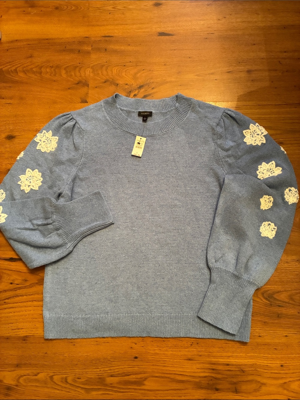 NWT Talbots Light Blue Crewneck Sweater with Cream Crochet Floral Sleeves Size L